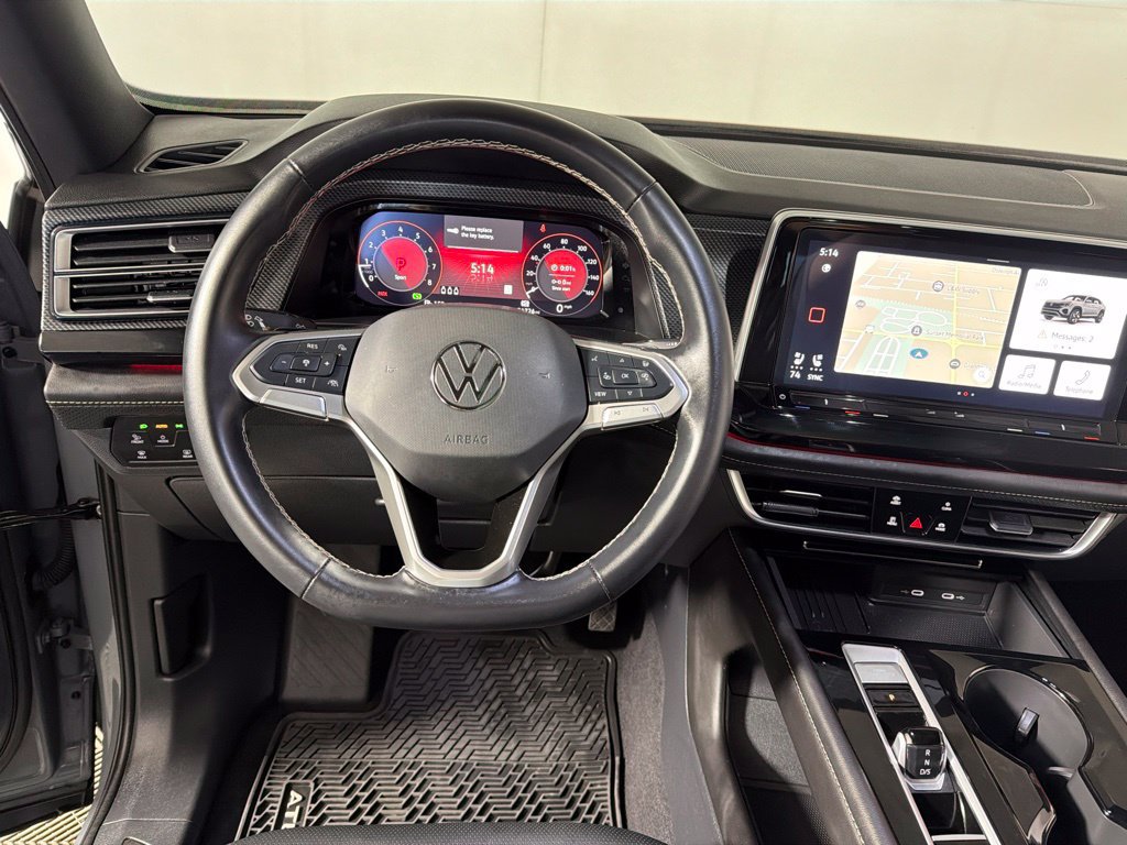 Certified 2025 Volkswagen Atlas Cross Sport SEL AWD/4WD image 12