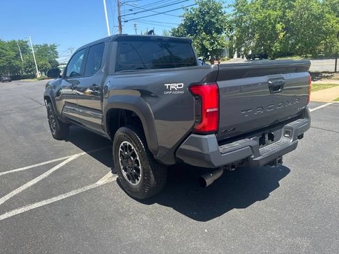 Used 2026 Toyota Tacoma TRD Off-Road AWD/4WD image 5