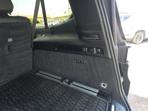 Used 2025 Jeep Grand Wagoneer L Series III w/ Rear Seat Video Group 1 AWD/4WD image 44