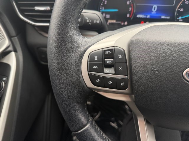 Used 2021 Ford Explorer Limited w/ Equipment Group 301A RWD image 23