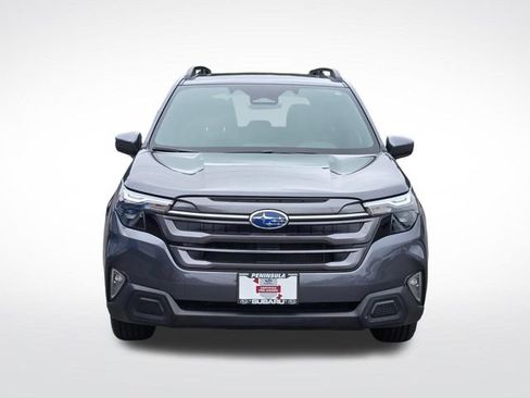 Used 2026 Subaru Forester Premium AWD/4WD image 4