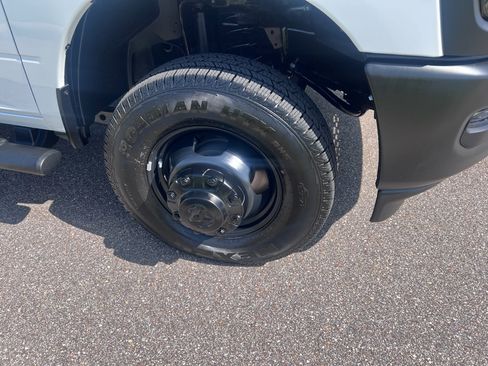 New 2026 RAM 3500 Tradesman AWD/4WD image 13