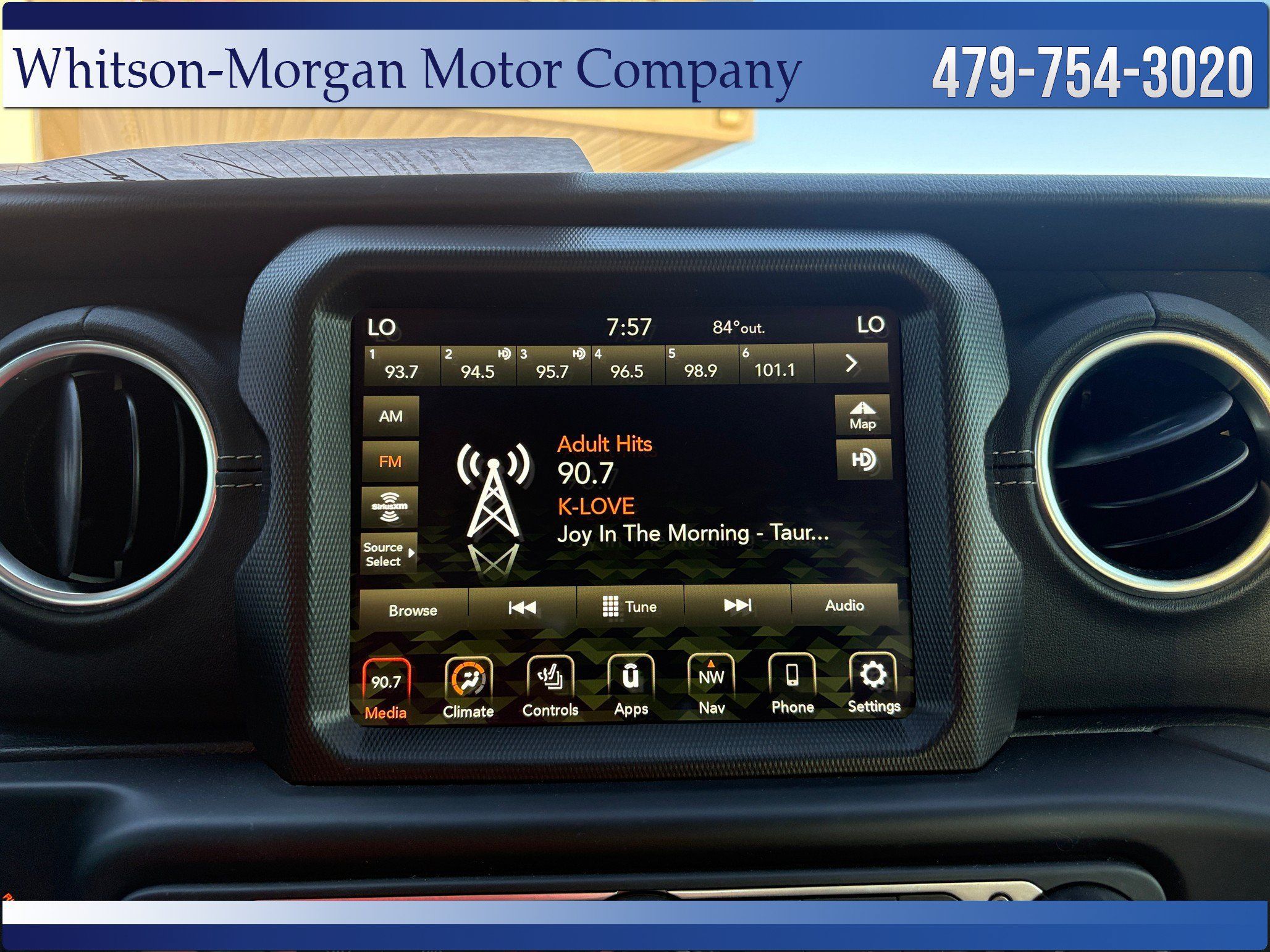 Used 2023 Jeep Wrangler Unlimited Sahara w/ Cold Weather Group AWD/4WD image 26