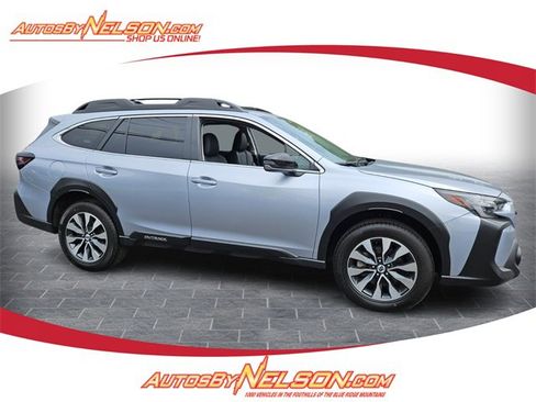 Used 2023 Subaru Outback Limited image 1