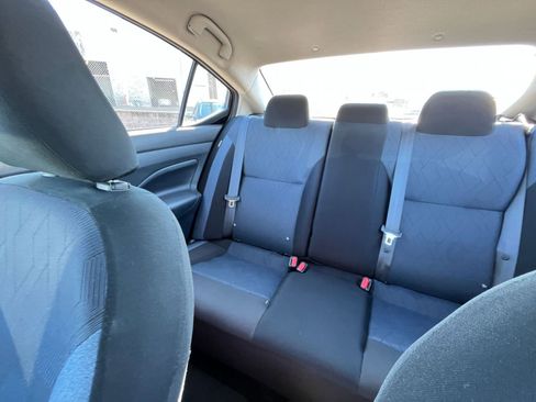 Used 2025 Nissan Versa SV image 37