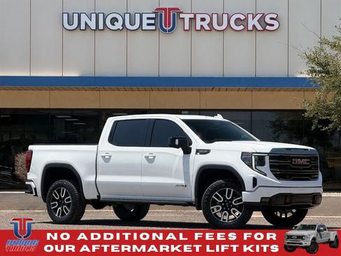 Used 2024 GMC Sierra 1500 AT4 w/ Technology Package AWD/4WD image 1