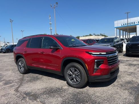 New 2026 Chevrolet Traverse LT w/ Enhanced Driving Package image 1
