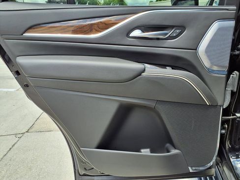 Certified 2023 Cadillac Escalade Sport Platinum w/ LPO, ONYX Package AWD/4WD image 19