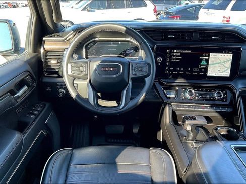 Used 2022 GMC Sierra 1500 AT4X image 7