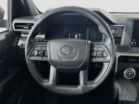 Used 2026 Toyota Tacoma SR5 AWD/4WD image 18