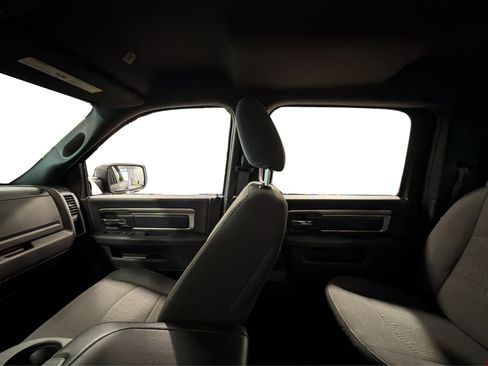 Used 2022 RAM 1500 Warlock AWD/4WD image 36