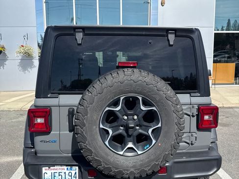 Used 2023 Jeep Wrangler Unlimited Rubicon 4xe w/ Cold Weather Group AWD/4WD image 5