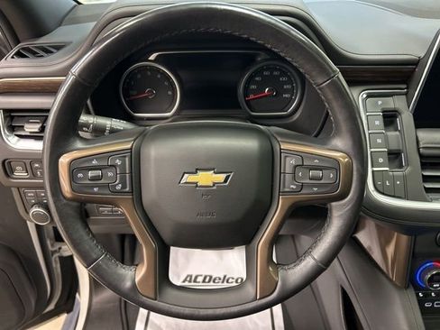 Used 2021 Chevrolet Tahoe High Country w/ Premium Package image 16