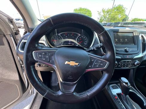 Used 2019 Chevrolet Equinox LT AWD/4WD image 37