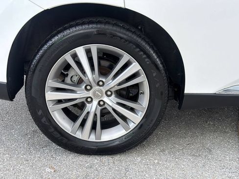 Used 2015 Lexus RX 450h FWD image 9
