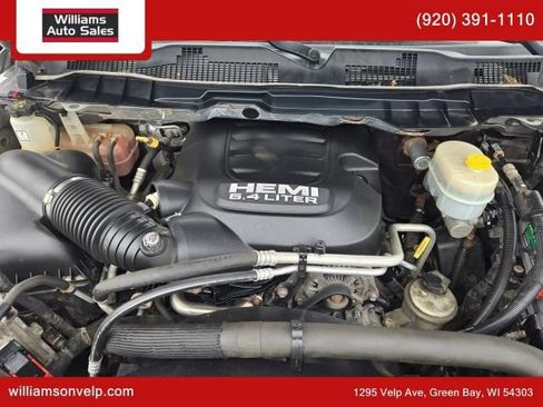 Used 2018 RAM 3500 Tradesman w/ Chrome Appearance Group AWD/4WD image 18