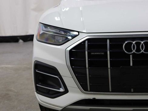 Used 2023 Audi Q5 2.0T Premium w/ Convenience Package image 15