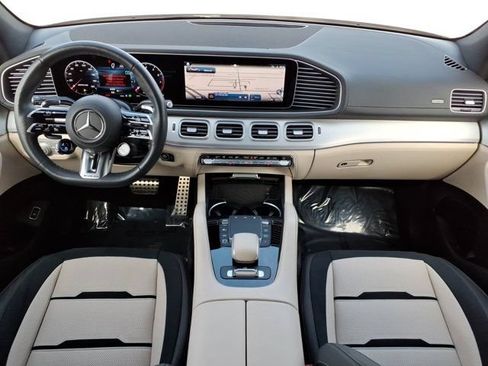 Used 2025 Mercedes-Benz GLE 53 AMG 4MATIC image 4