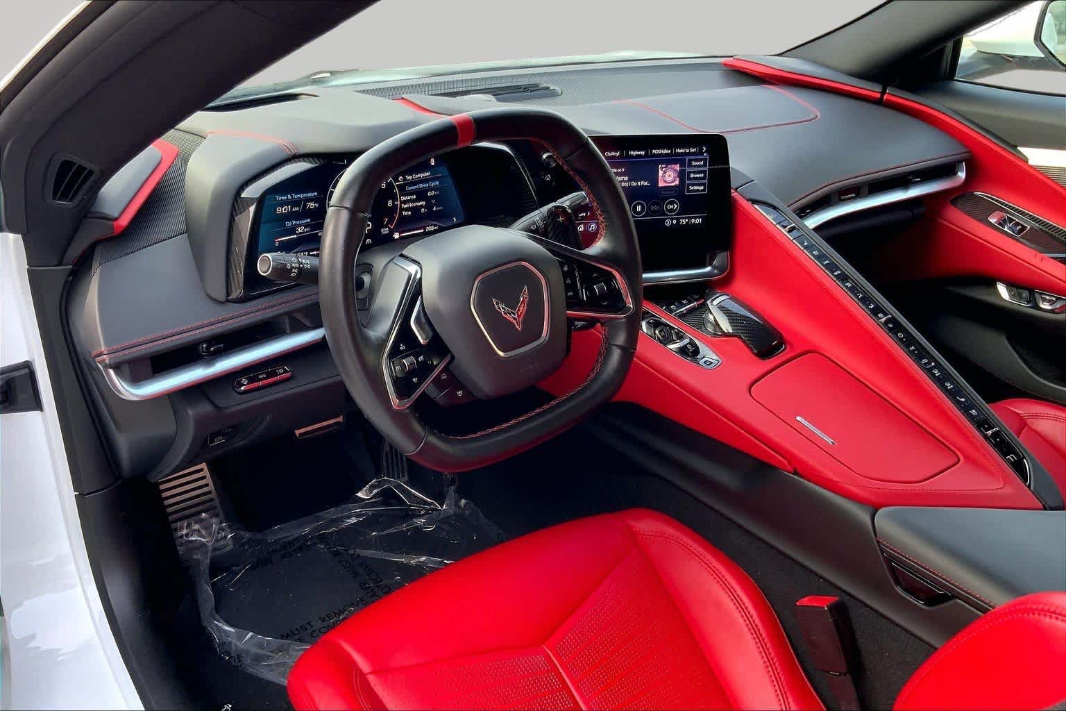 Used 2021 Chevrolet Corvette Stingray Preferred Cpe w/ Engine Appearance Package RWD image 35