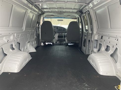 Used 2008 Ford E-350 and Econoline 350 Super Duty image 11