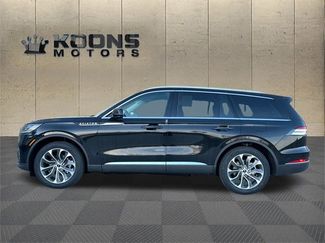 New 2026 Lincoln Aviator Reserve w/ Illumination Package video 2