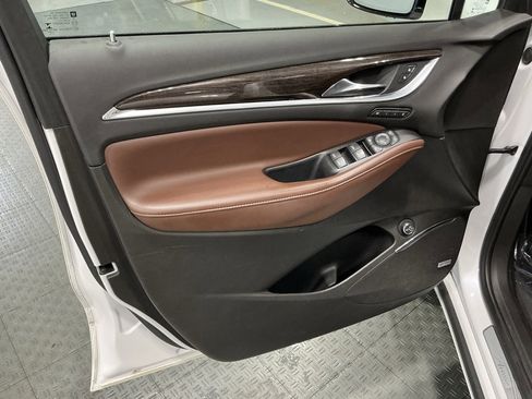 Used 2021 Buick Enclave Avenir w/ Avenir Technology Package image 37