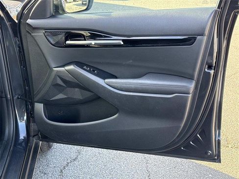 Used 2025 Kia Seltos EX w/ EX Sunroof Package image 8