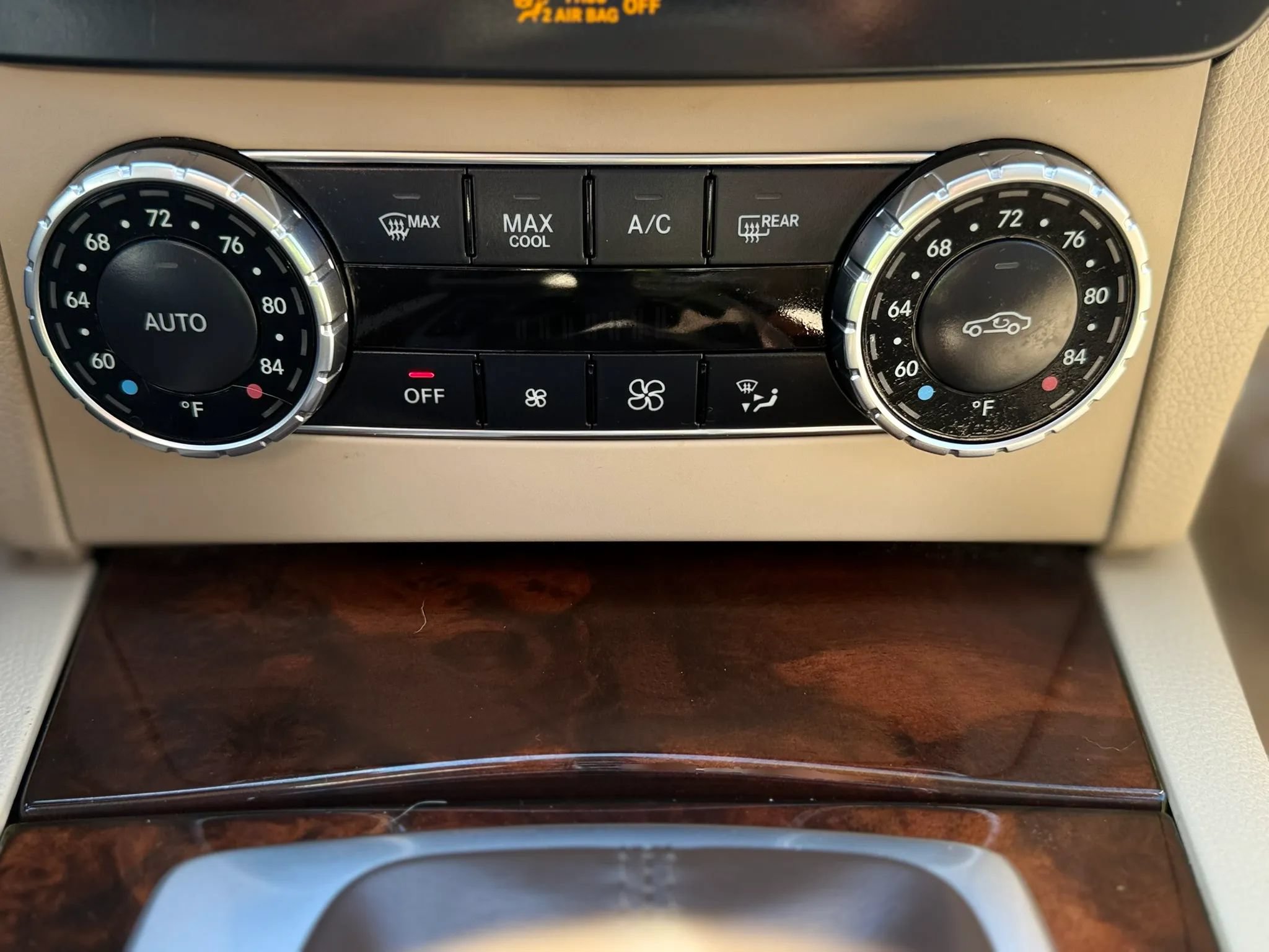 Used 2014 Mercedes-Benz C 250 Sedan image 14