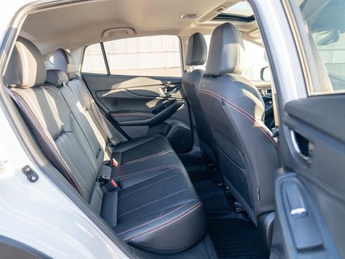 Used 2019 Subaru Crosstrek 2.0i Limited w/ Moonroof Package w/Navigation AWD/4WD image 24