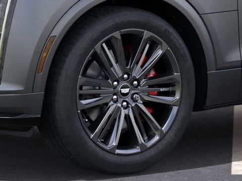 New 2026 Cadillac Lyriq V image 9