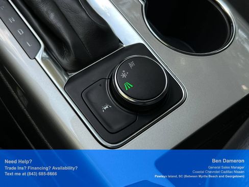 Used 2025 Chevrolet Blazer LT FWD image 37