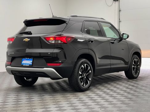 Used 2022 Chevrolet TrailBlazer LT AWD/4WD image 6