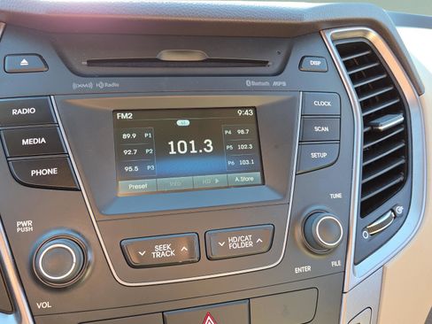 Used 2014 Hyundai Santa Fe GLS image 66