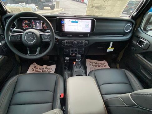 New 2025 Jeep Gladiator Sport image 24