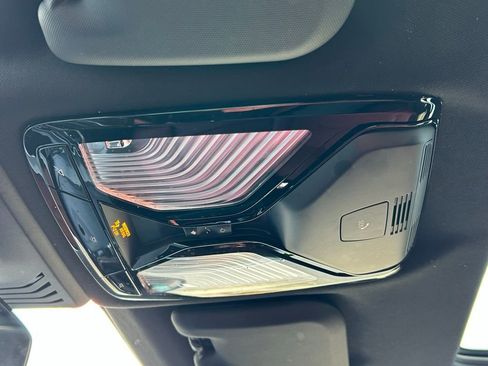 Used 2023 BMW X3 sDrive30i w/ M Sport Package image 42