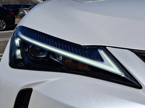 Certified 2023 Lexus UX 250h AWD w/ Premium Package image 10