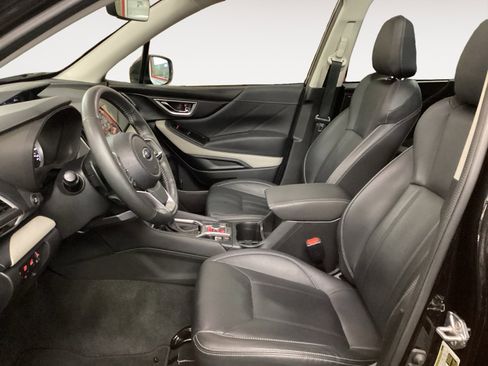 Certified 2023 Subaru Forester Limited image 9