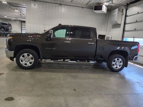 Used 2020 Chevrolet Silverado 3500 LTZ w/ LTZ Plus Package AWD/4WD image 5