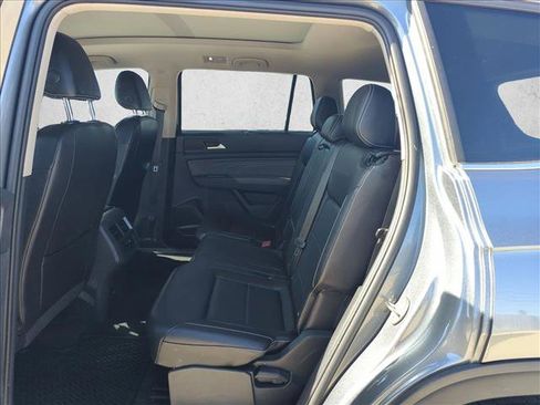 Used 2022 Volkswagen Atlas SEL R-Line image 20