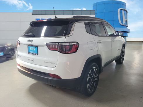 Used 2022 Jeep Compass Limited AWD/4WD image 5