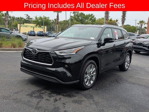 New 2026 Toyota Highlander Limited AWD/4WD image 9