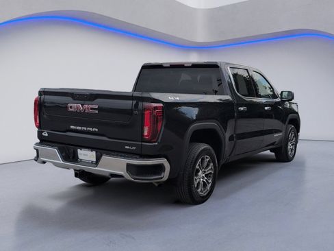 Used 2026 GMC Sierra 1500 SLT AWD/4WD image 9