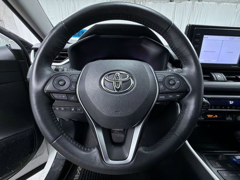 Certified 2021 Toyota RAV4 XLE w/ Convenience Package image 26