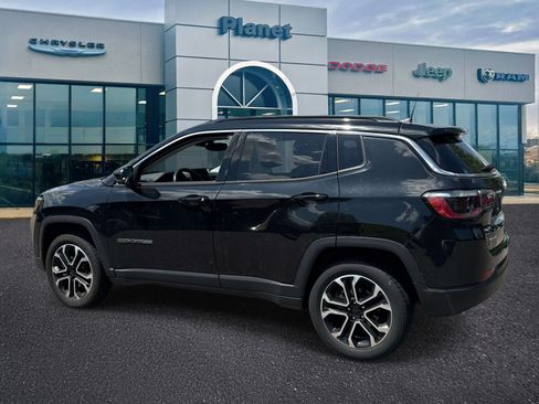 Used 2022 Jeep Compass Limited AWD/4WD image 3