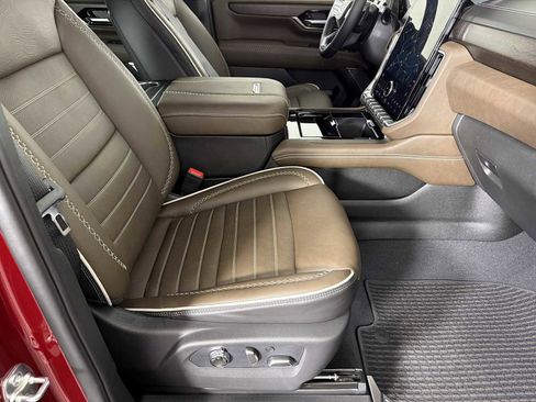 New 2026 GMC Yukon Denali Ultimate image 13