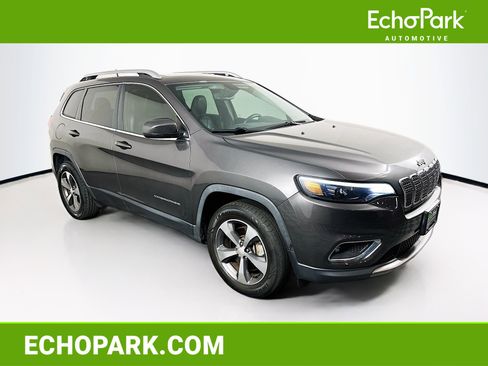 Used 2019 Jeep Cherokee Limited image 1
