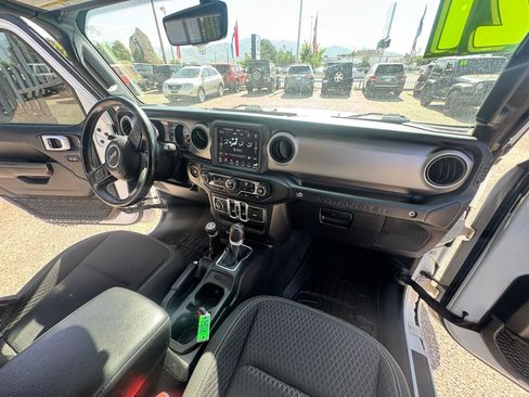 Used 2021 Jeep Wrangler Unlimited Sport AWD/4WD image 23