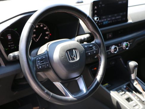 Used 2025 Honda CR-V Sport-L image 19