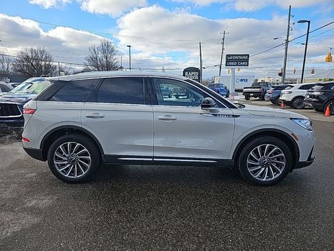 Used 2024 Lincoln Corsair Reserve w/ Equipment Group 201A image 7