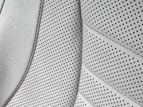 Used 2018 Mercedes-Benz E 300 image 24